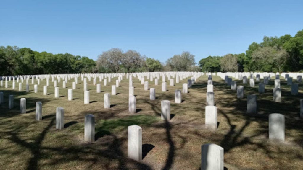 El Cementerio Nacional de Florida es uno de los cementerios más importantes de Florida.