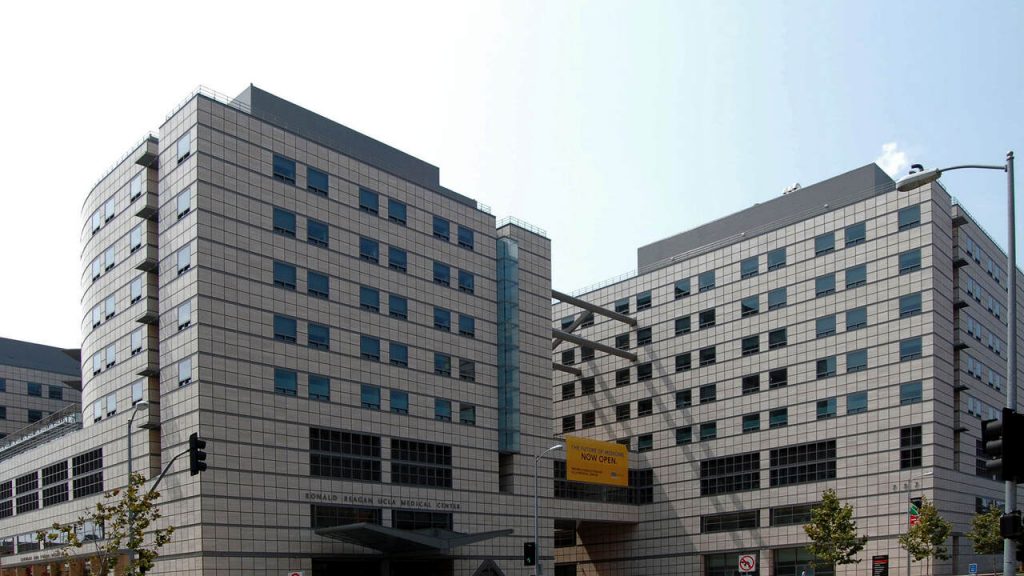 Ronald Reagan UCLA Medical Center es uno de los mejores hospitales de California