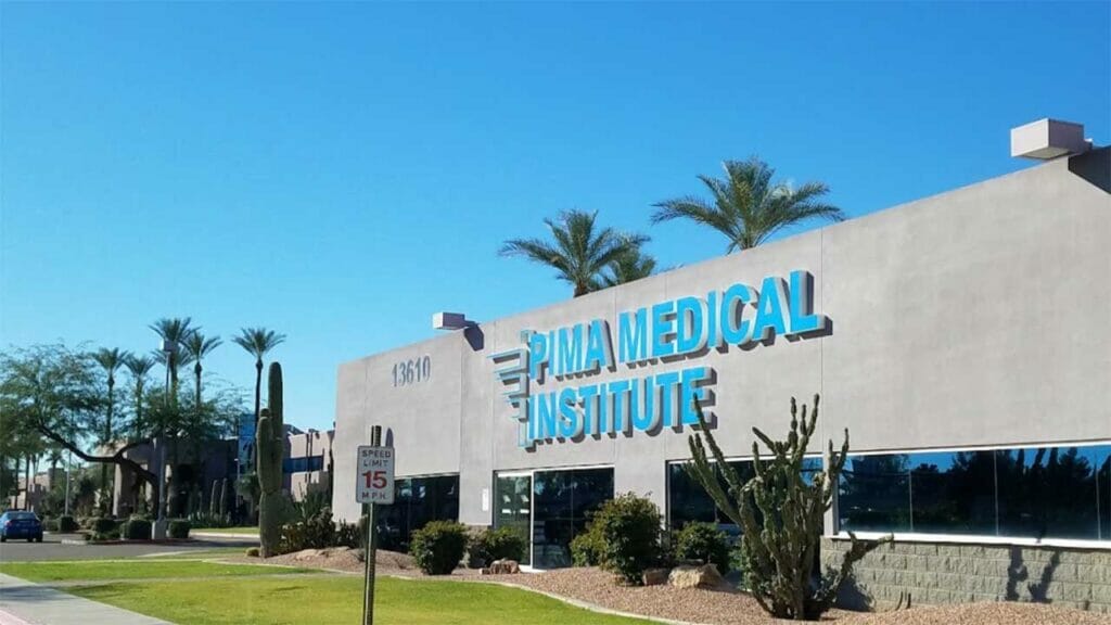 Pima Medical Institute es una de las mejores escuelas de enfermería de Arizona