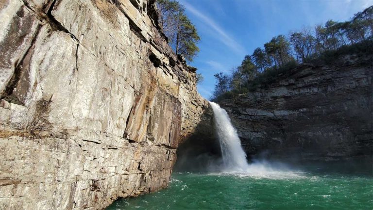 Descubre las impresionantes cascadas en Alabama