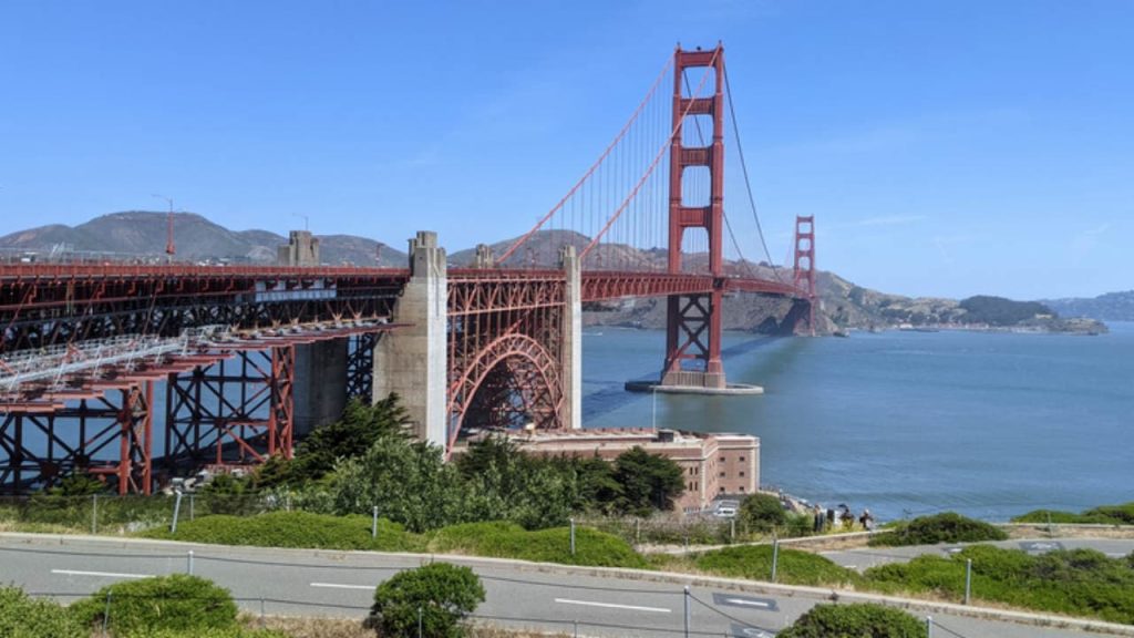 San Francisco y el puente Golden Gate es una de las mejores atracciones turísticas de California