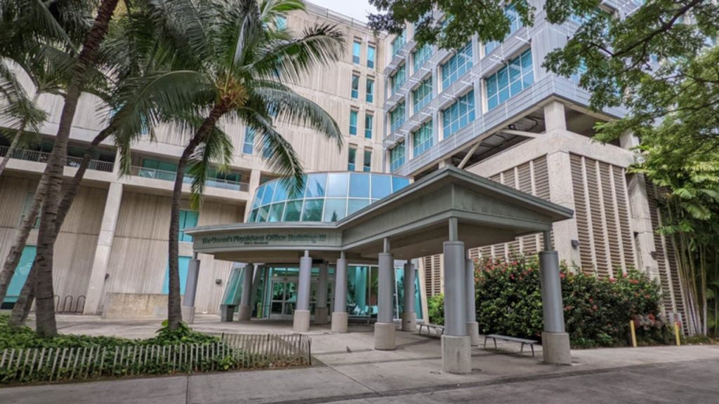 El Queen's Medical Center es uno de los hospitales más grandes de Hawái.